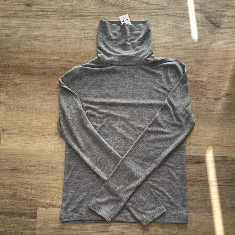 LOFT Gray Turtleneck Sweater